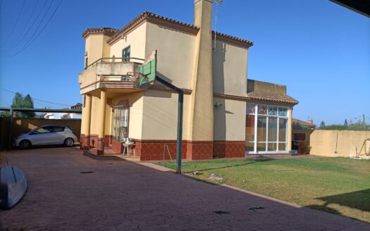 Chalet in Chiclana de la Frontera